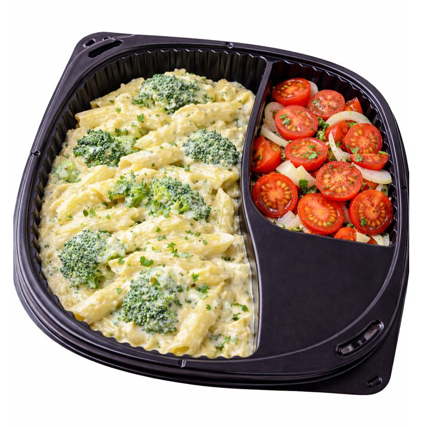 Vegetarijanski meni — pasta sa brokolijem i pavlakom, paradajz salata